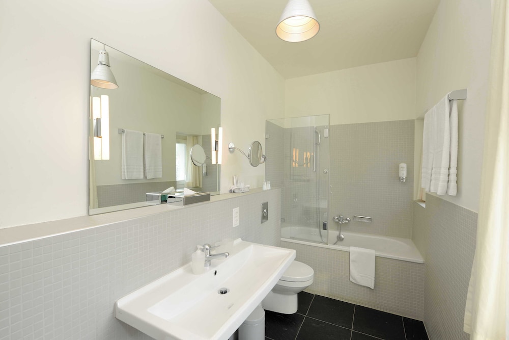 Deluxe Double Room, 1 Bedroom - Photo 4