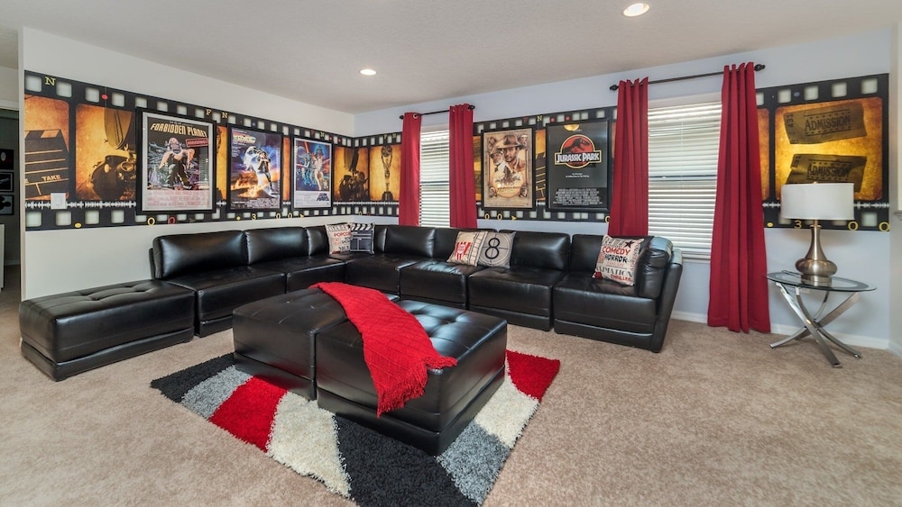 House, 6 Bedrooms
