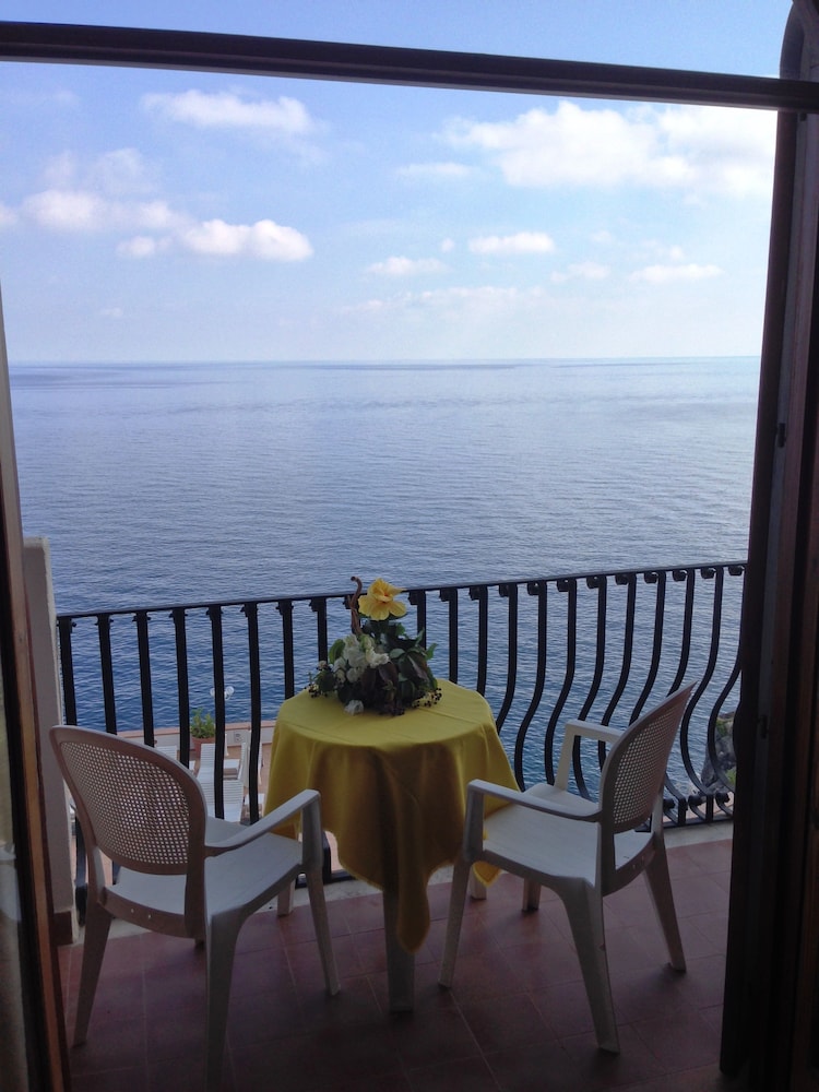 Superior Double Room - Photo 9