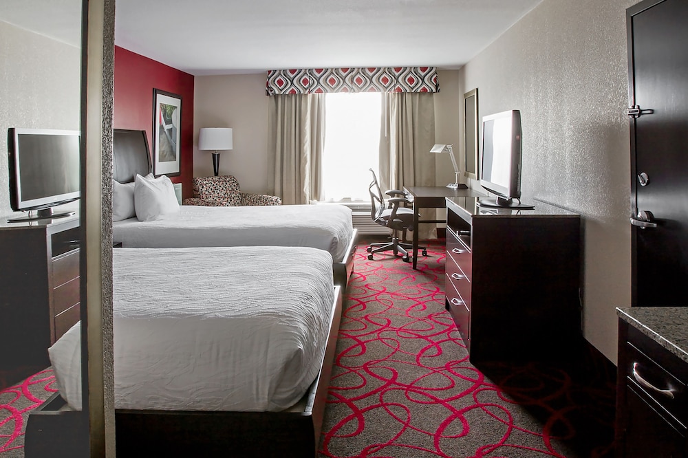 Room, 2 Queen Beds, Accessible - Photo 4
