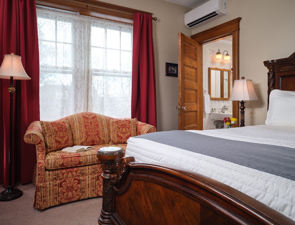 Grand Double Room photo 2