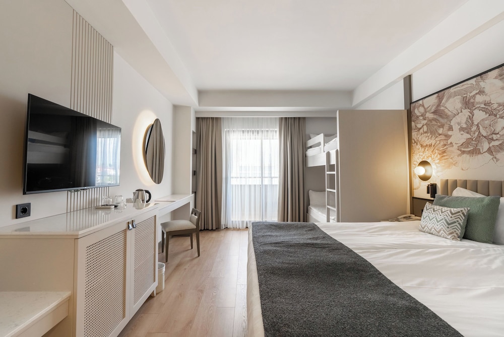 Standard Quadruple Room photo 1