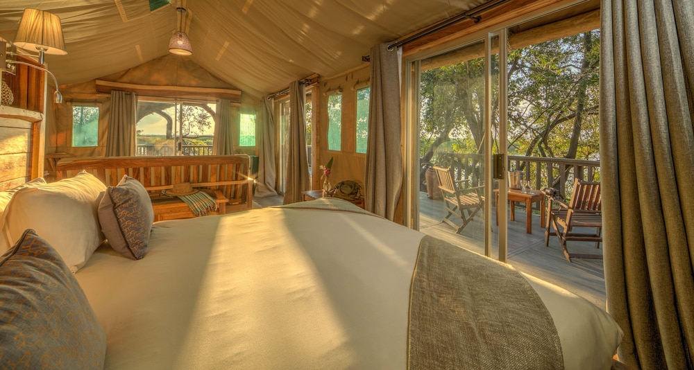 Honeymoon Suite, 1 Bedroom, Refrigerator, River View photo 2
