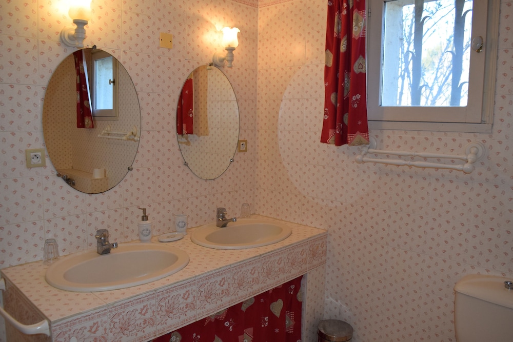 Suite, 3 Bedrooms photo 2