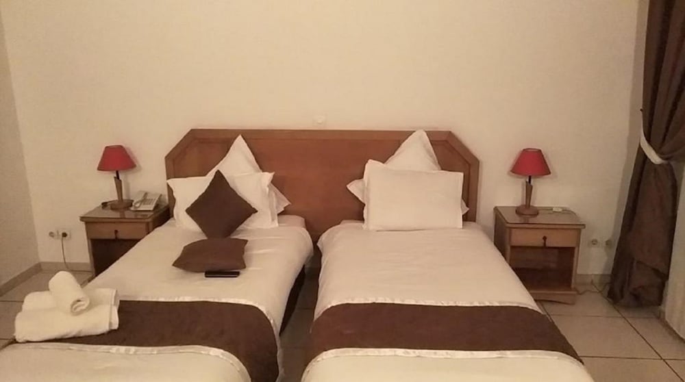Double Room - Photo 12