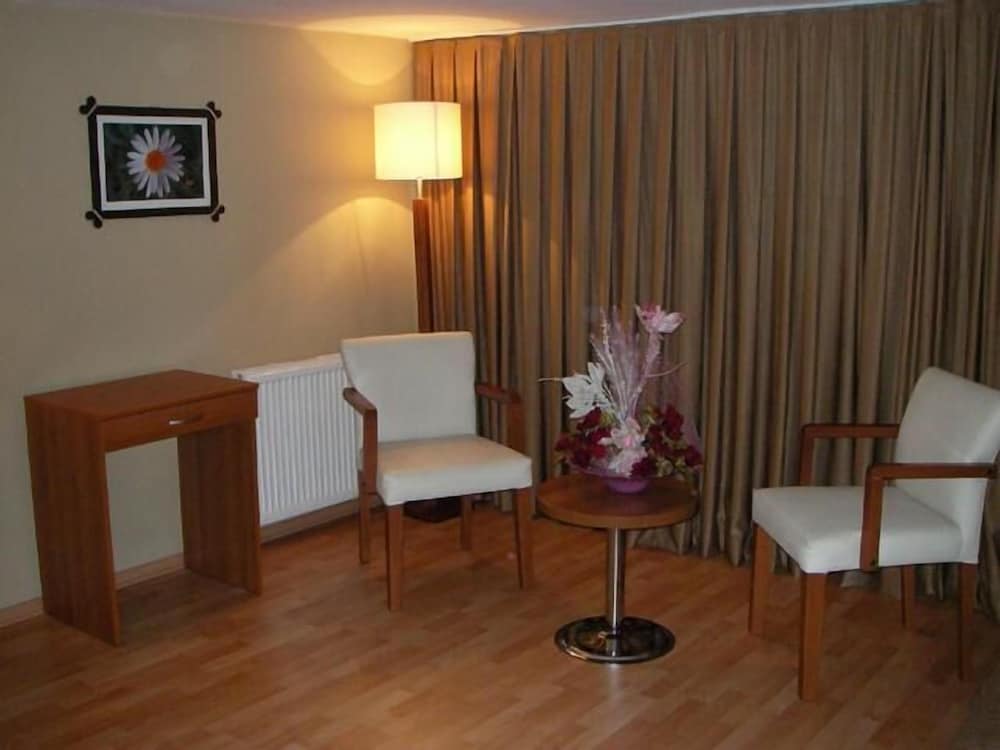 Single Room photo 3