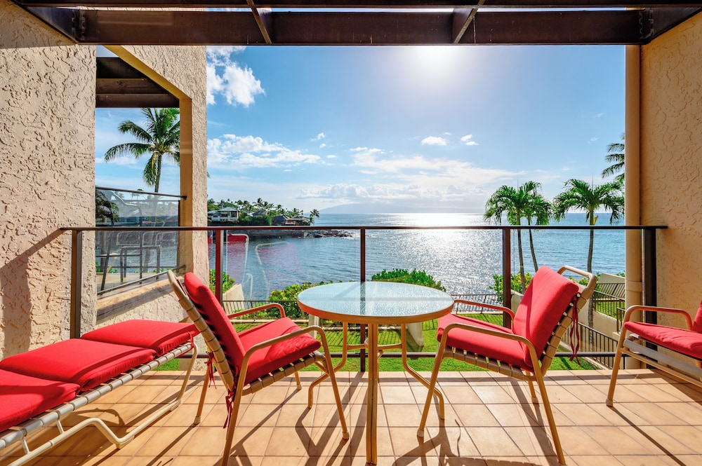 Condo, Lanai (NAP-C18) photo 2