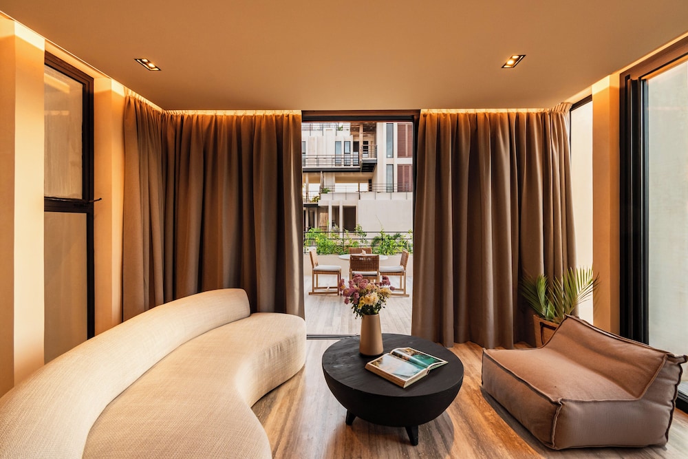 Apartment, 2 Bedrooms, Balcony, Garden View