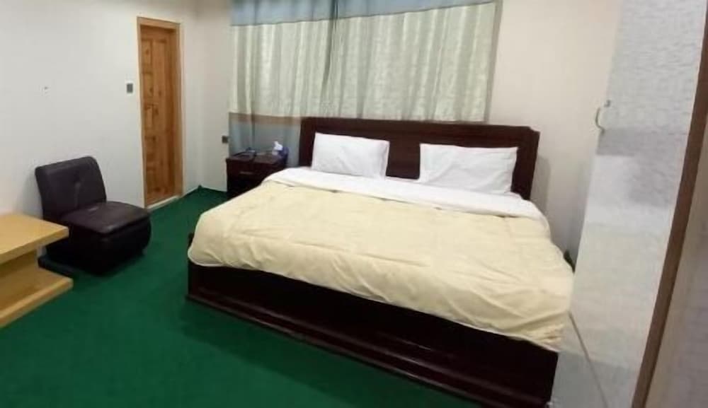 Deluxe Double Room photo 3