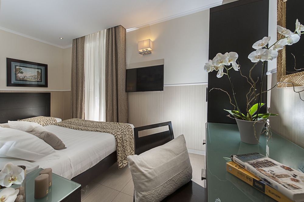 Triple Room photo 2