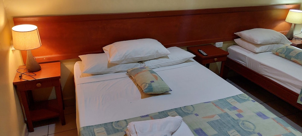 Deluxe Suite photo 2