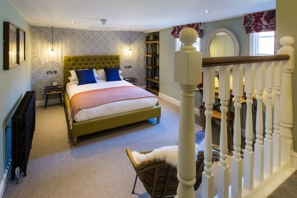 Signature Room, 1 King Bed, Bathtub