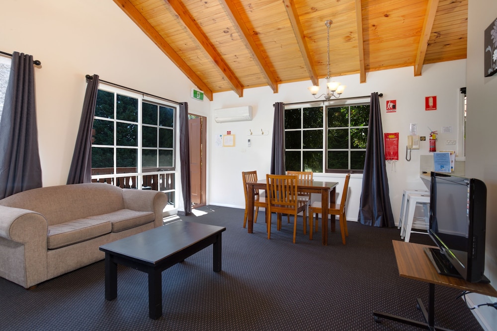 Two Bedroom Hideaway Chalet