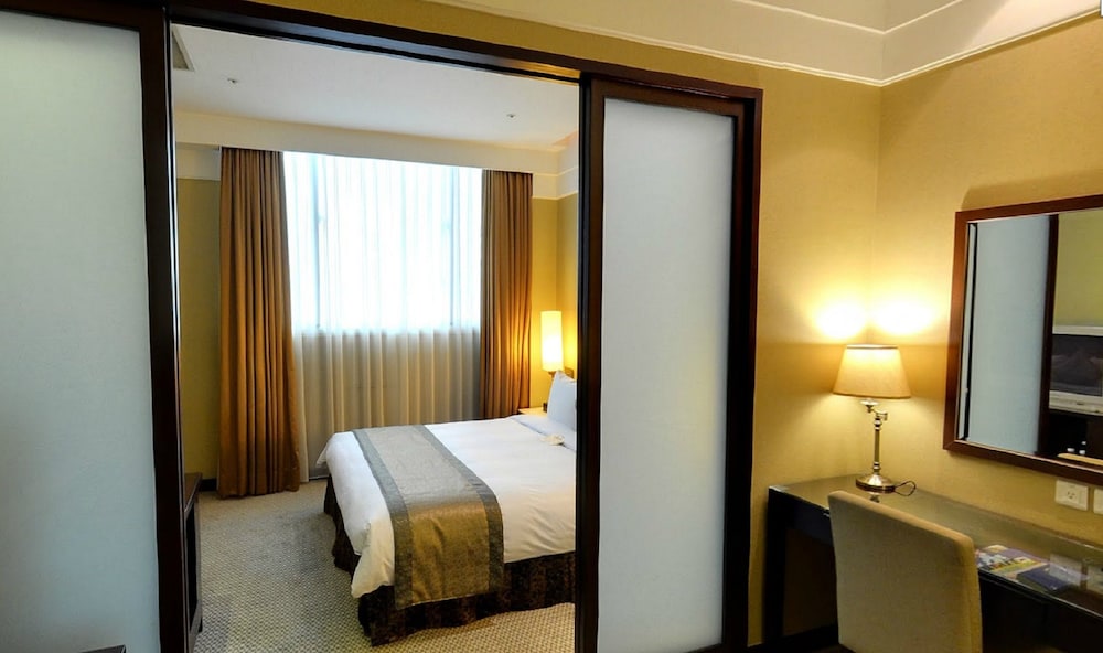 Executive Room, 1 Queen Bed