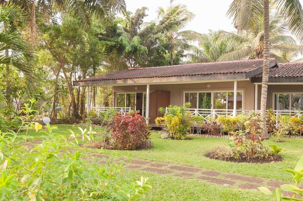 Classic Double Room, Garden View photo 3
