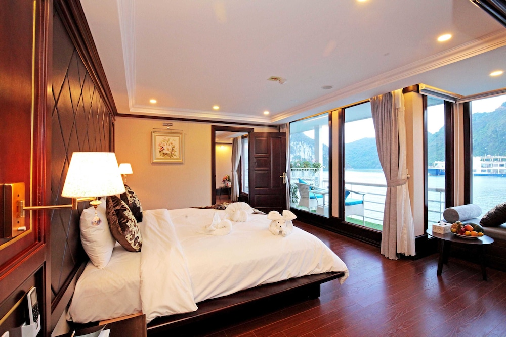 Family Room, 2 Bedrooms, Balcony, Bay View photo 3