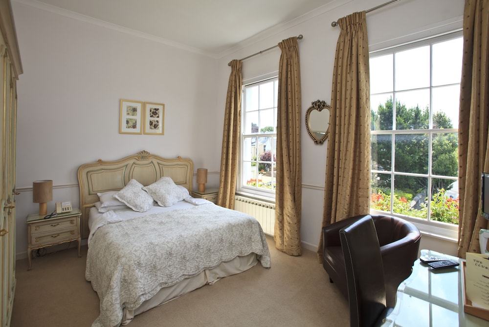 Standard Double Room photo 2