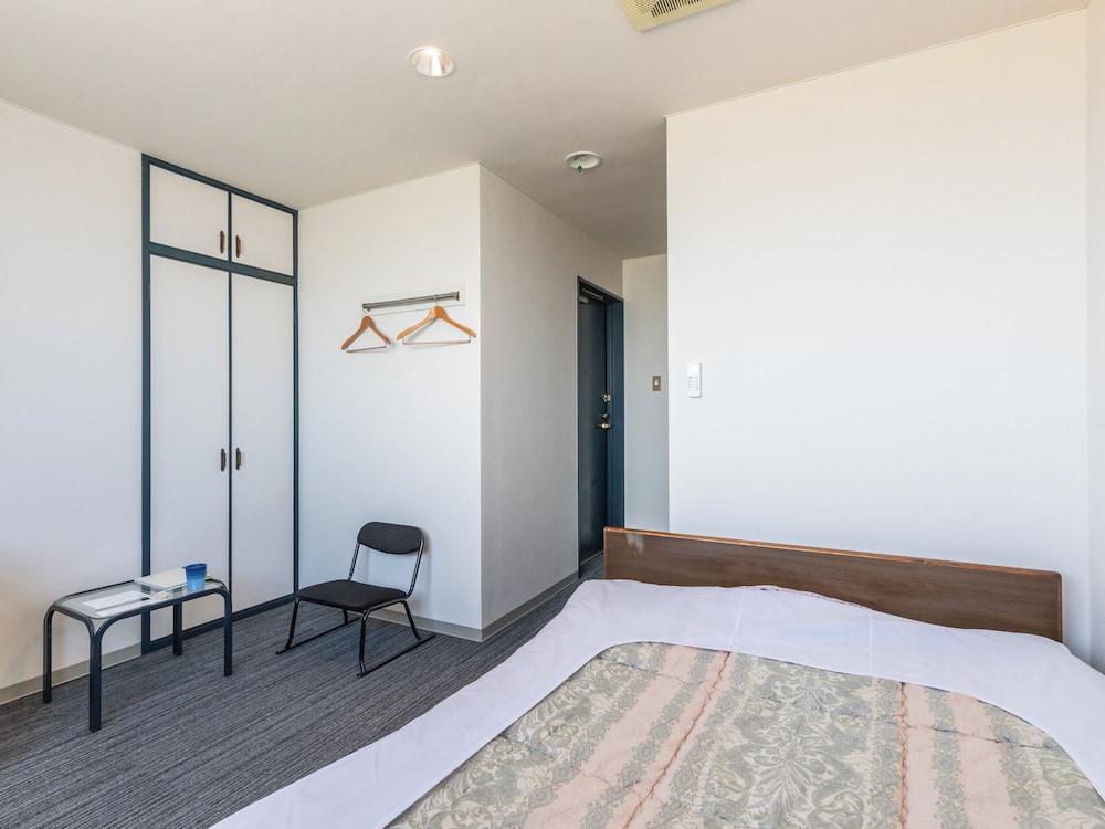 Double Room, Non Smoking - Photo 8