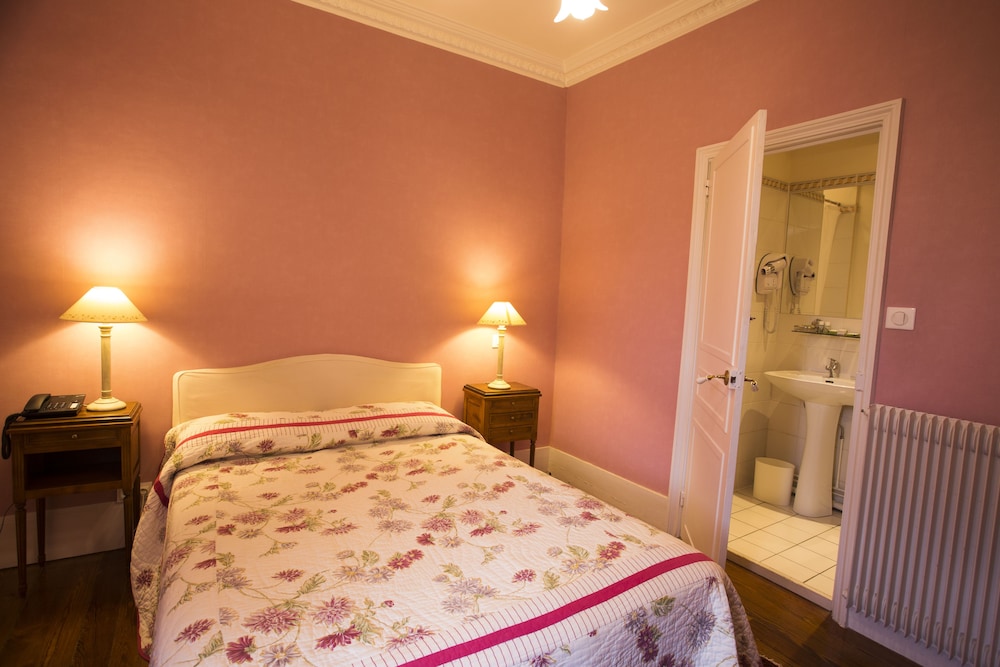 Double Room, 1 Double Bed, Private Bathroom photo 3