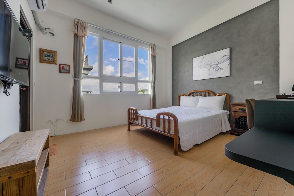 Double Room With Balcony - Photo 1