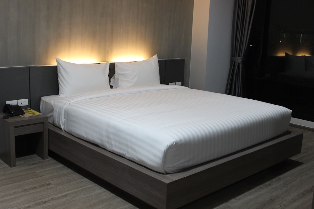 Deluxe Double Room - Photo 15