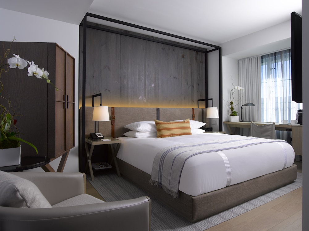 Superior Room, 1 King Bed - Photo 1