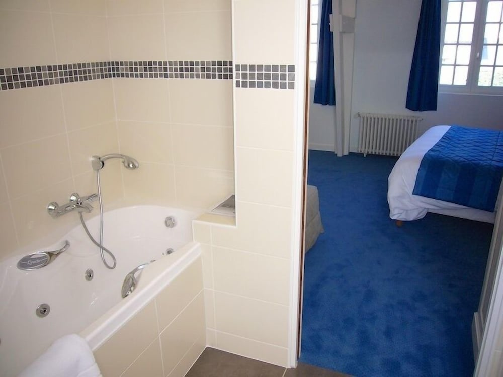 Grand Double Room (Comfort) - Photo 6