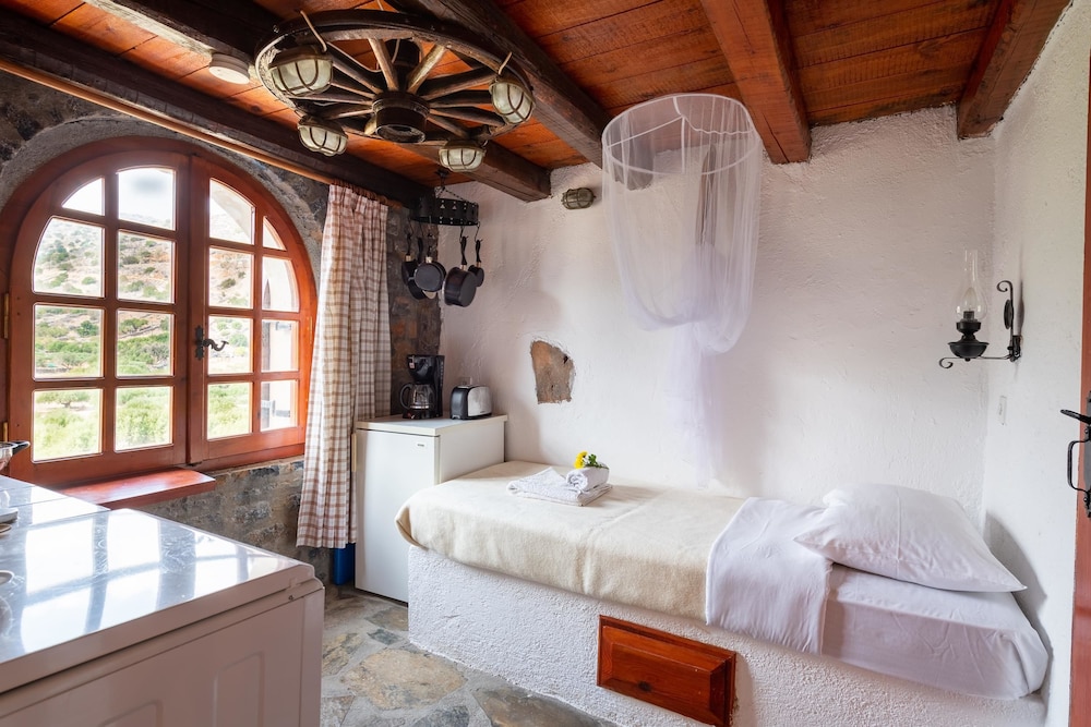 House, 1 Bedroom (Clio)