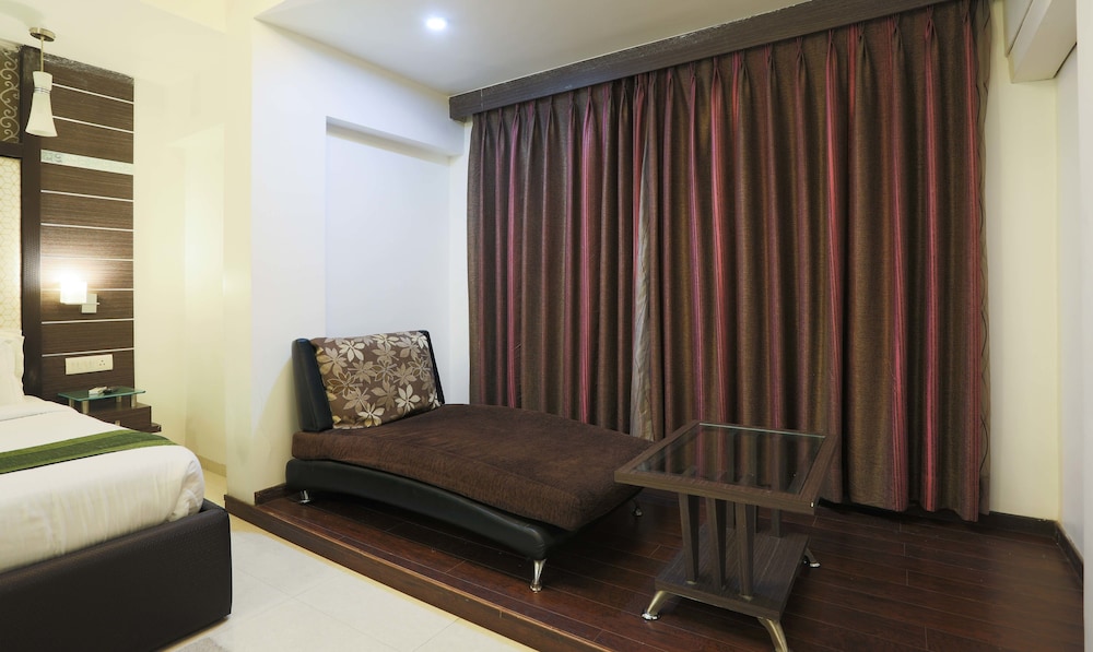 Studio Suite photo 3