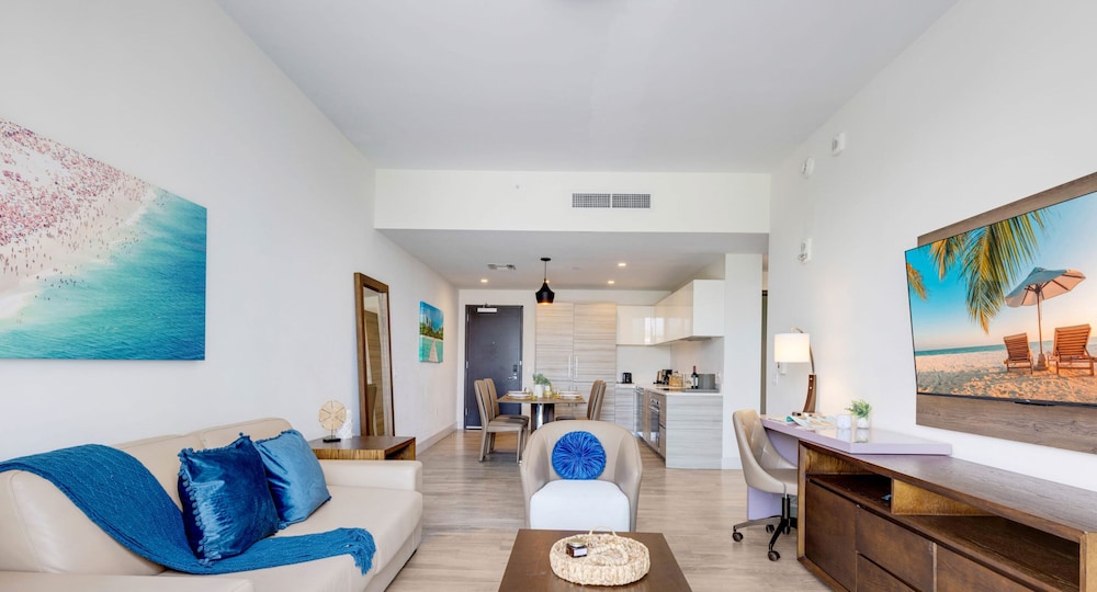 Condo, 1 Bedroom, Balcony, Ocean View photo 3