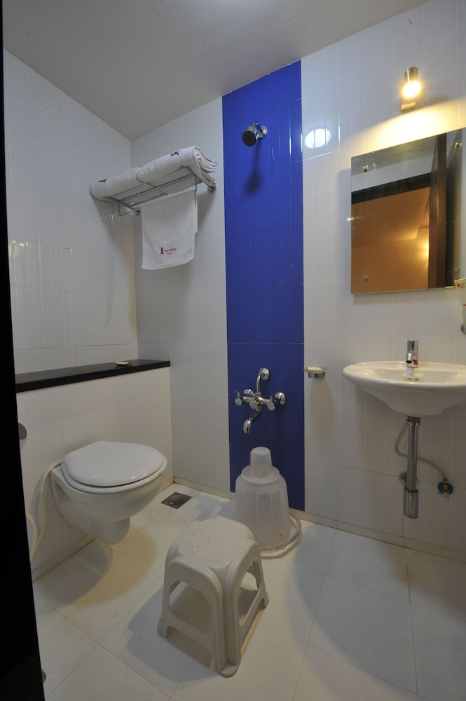 Deluxe Double Bed A/C photo 3