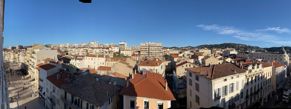 Standard Double Room, City View - Photo 6