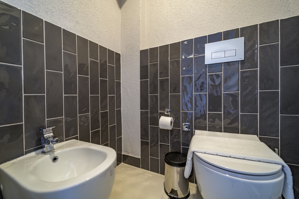 Exclusive Suite - Photo 7