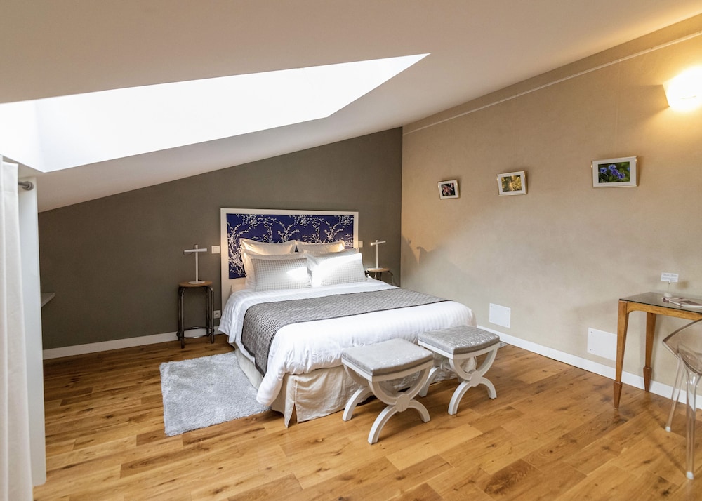 Comfort Double Room, Ensuite (Capucine-2e étage) photo 1