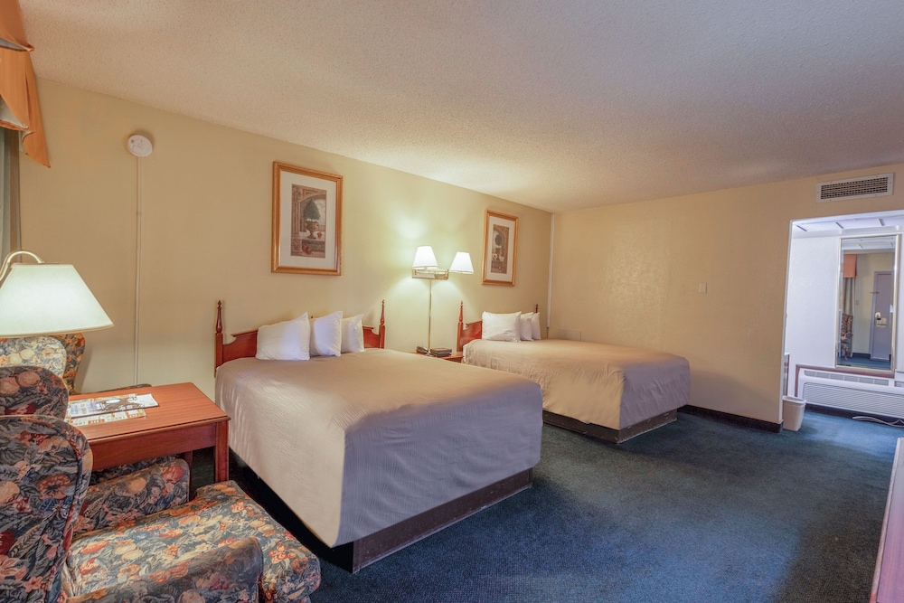 Room, 2 Double Beds, Smoking