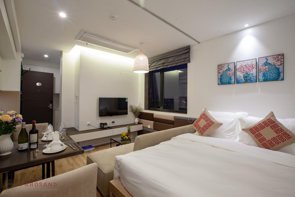 Deluxe Studio, City View