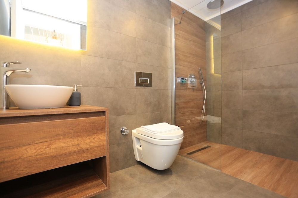 Superior Apartment, 3 Bedrooms, Kitchen, Garden View photo 3