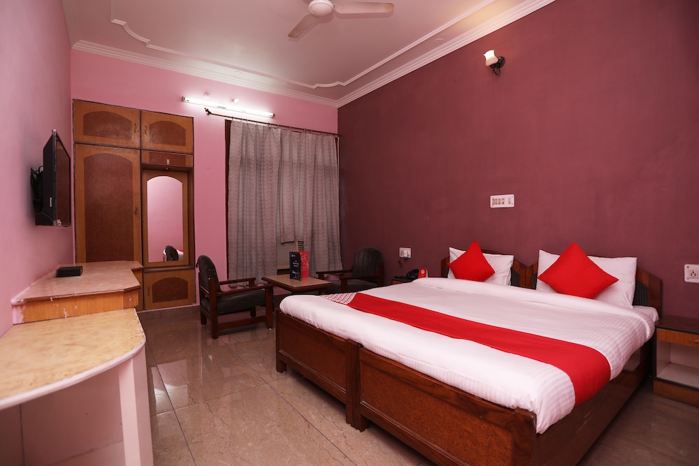 Suite, 1 King Bed photo 2