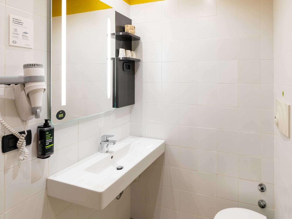 B&B HOTEL Roma Tuscolana San Giovanni - Photo 58