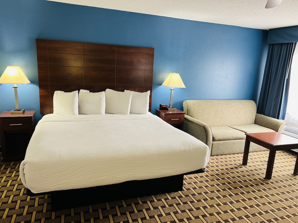 Standard Room, 1 King Bed - Photo 2