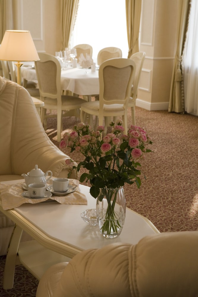 Presidential Suite photo 3