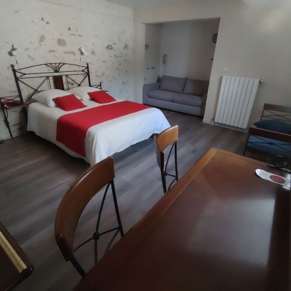 Superior Quadruple Room, 1 Double Bed with Sofa bed, Private Bathroom