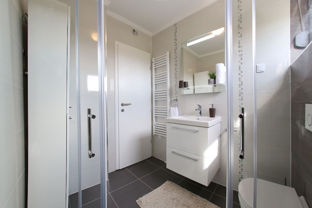Superior Apartment, 2 Bedrooms, Jetted Tub, Executive Level photo 2