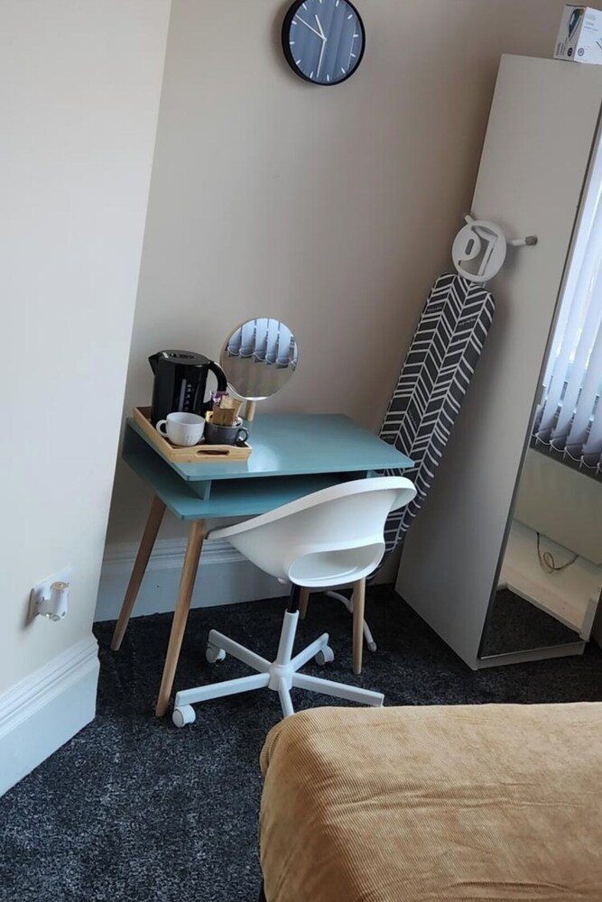 Apartment photo 2