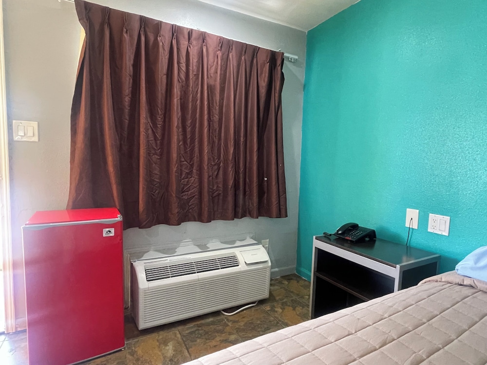Double Room, 2 Twin Beds, Non Smoking photo 2