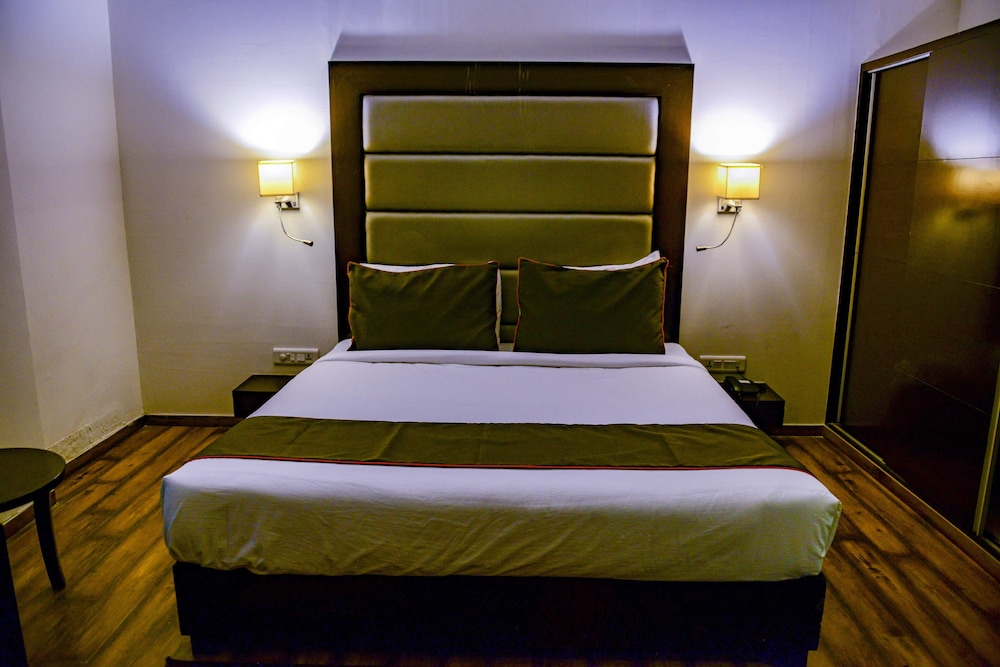 Studio Suite photo 2