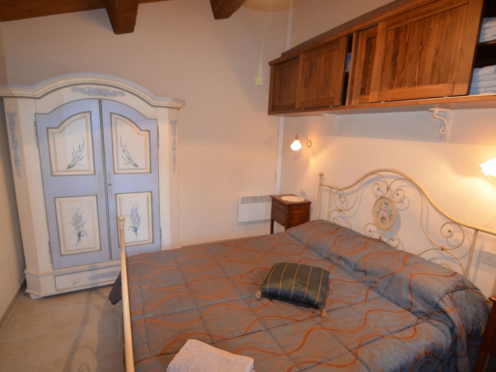 Classic Apartment, 3 Bedrooms photo 1