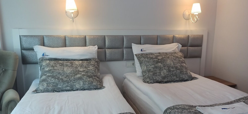 Standard Twin Room photo 1