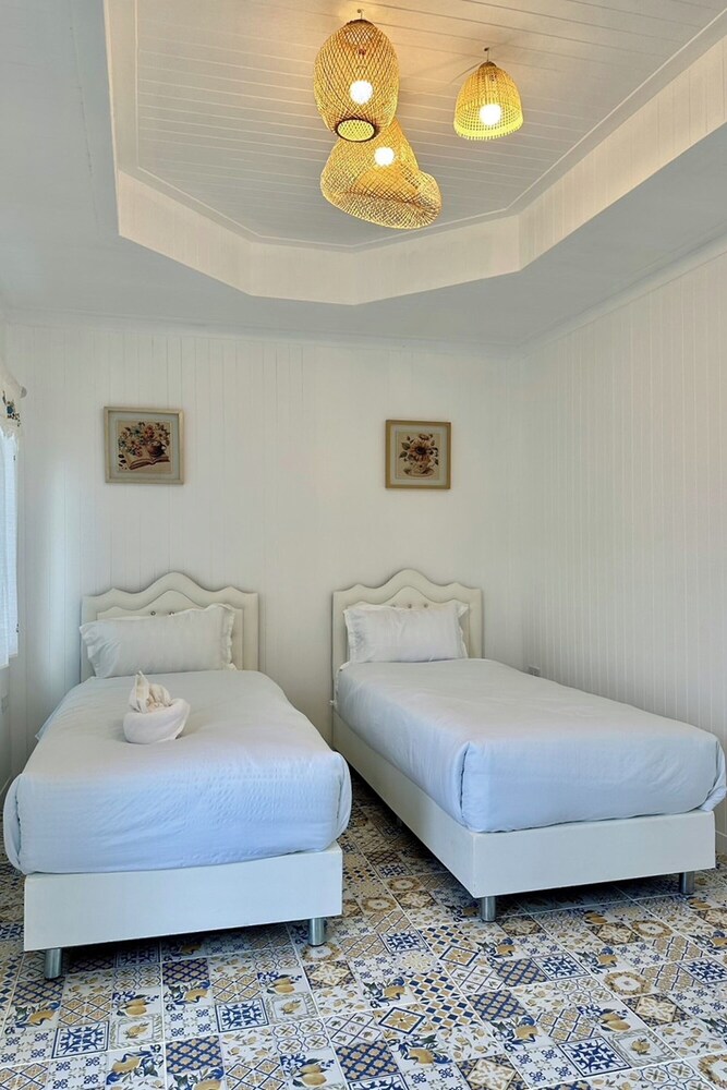 Superior Twin Room - Photo 1