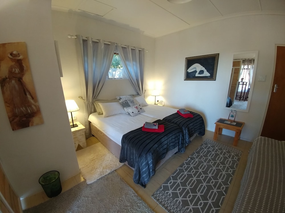 Comfort Triple Room (Mako)